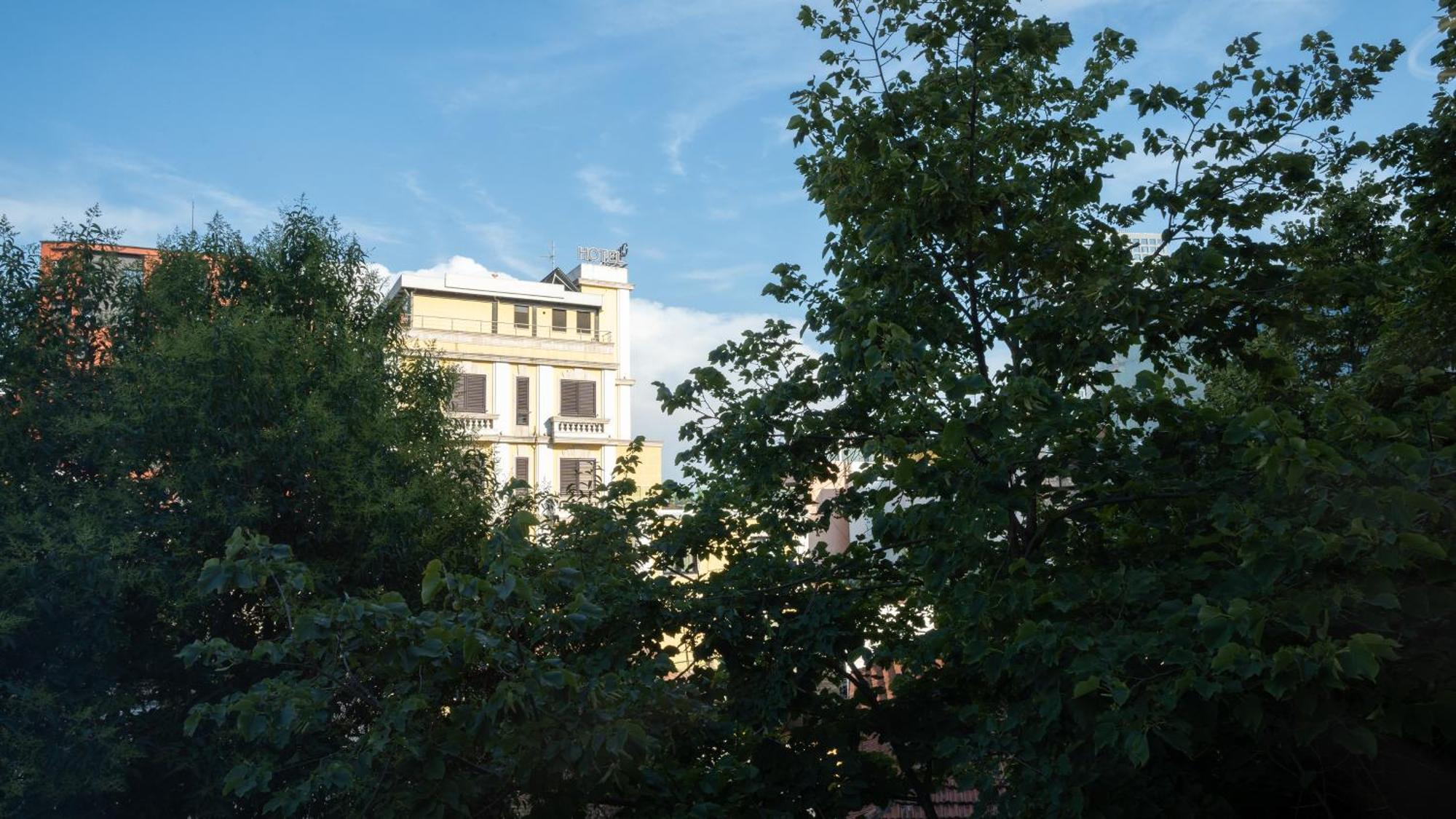 Circle Tirana City Center Zewnętrze zdjęcie